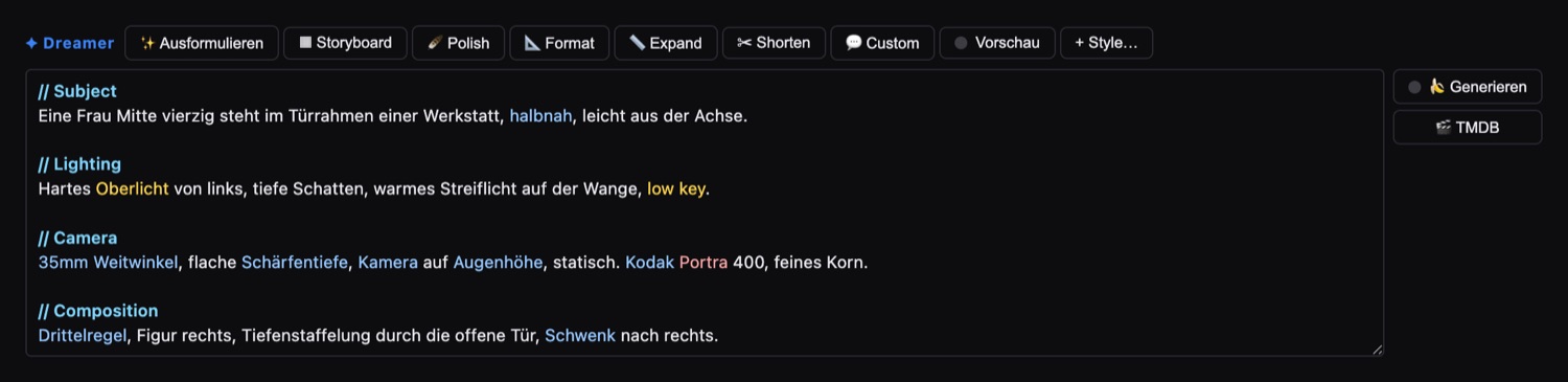 Der Dreamer-Editor: Werkzeugleiste mit Ausformulieren, Storyboard, Polish, Format, Expand, Shorten, Custom, Vorschau und Stil-Auswahl; darunter ein Prompt mit eingefärbten Fachbegriffen